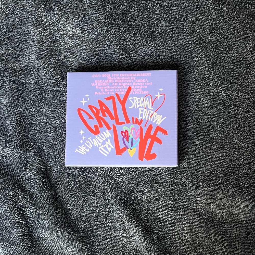 Itzy Crazy In Love Album (Special Edition)
